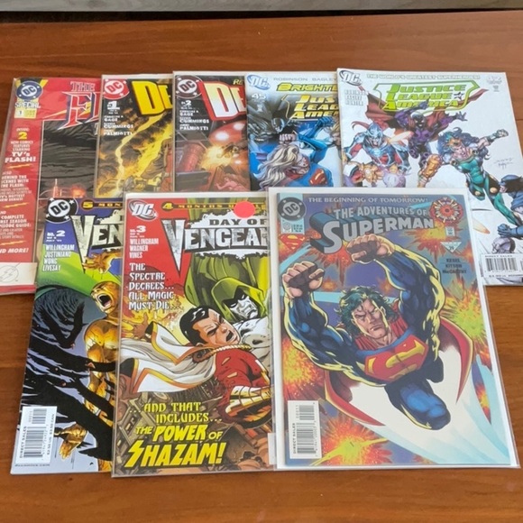 Bundle of 8 DC Comics Including Day of Vengeance, Bloodshot and Justice League - Picture 1 of 6